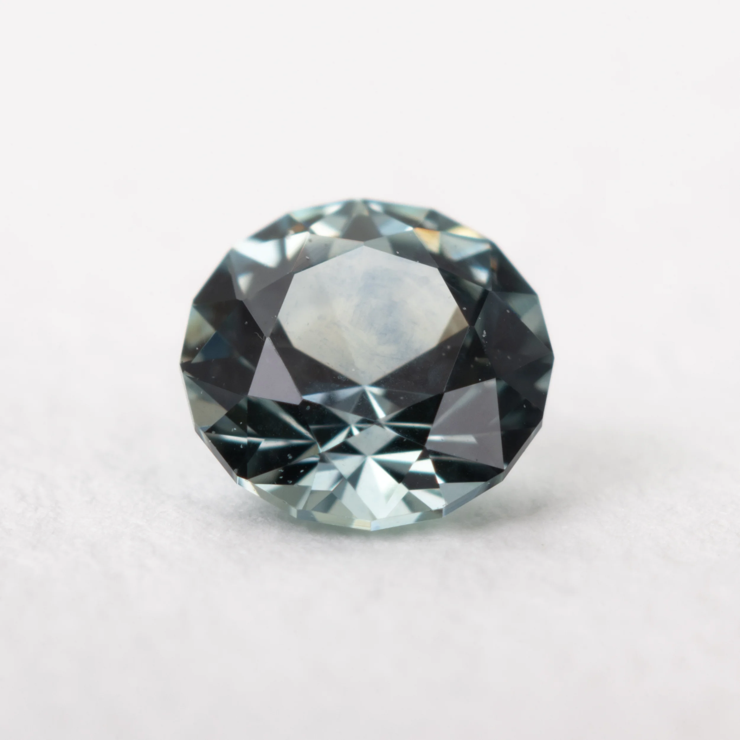 モンタナ・サファイア 0.2ct “SRB Montana Sapphire”